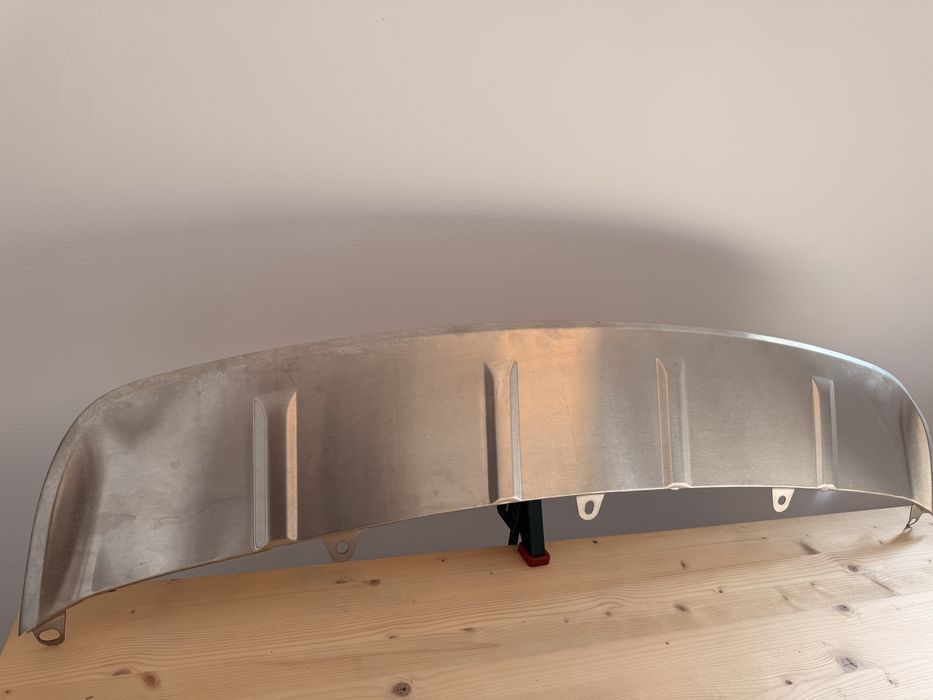 Ornament bara fata porsche macan