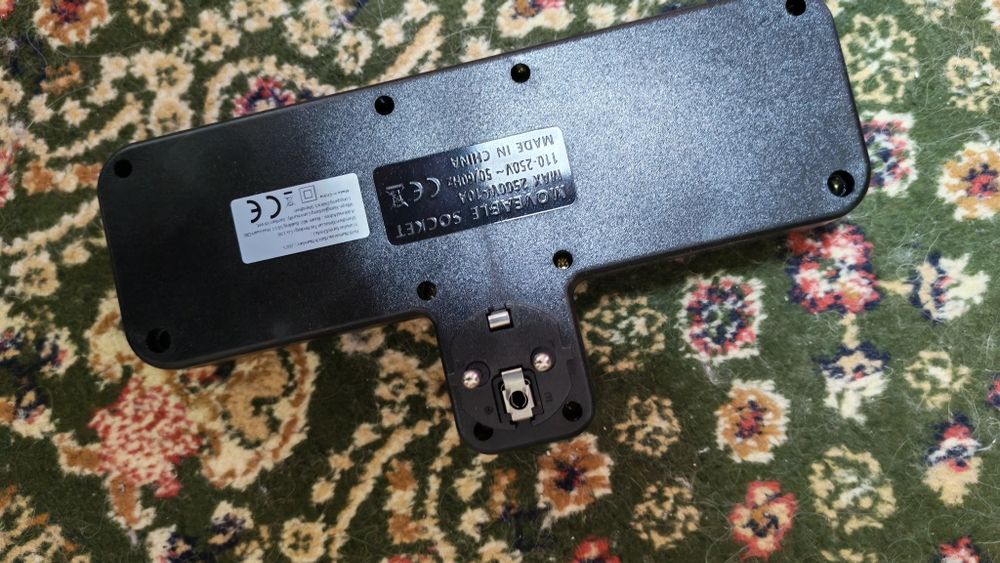 Продам адаптер сетевой фильр