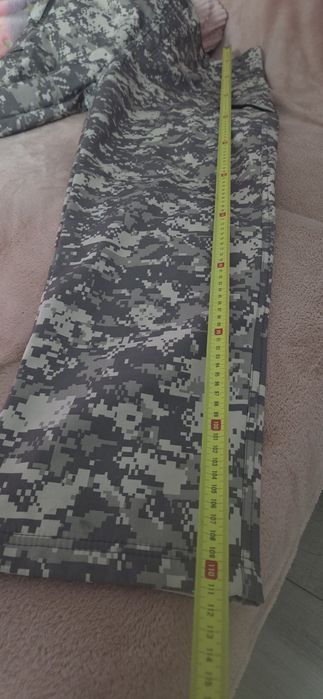 Pantaloni barbati camuflaj