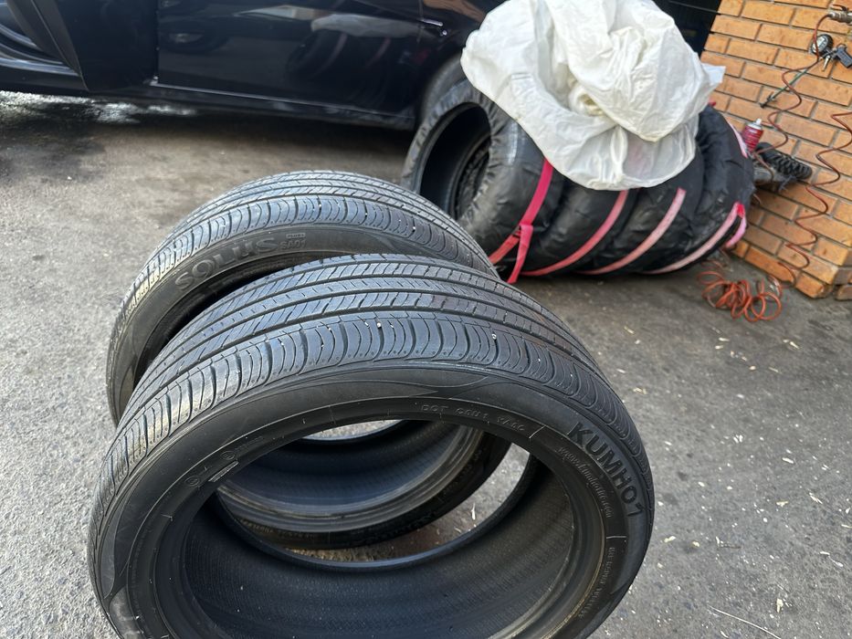 Шины 225/45/17 летние kumho