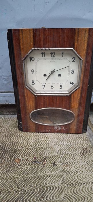 Vand ceasuri vechi cu pendula