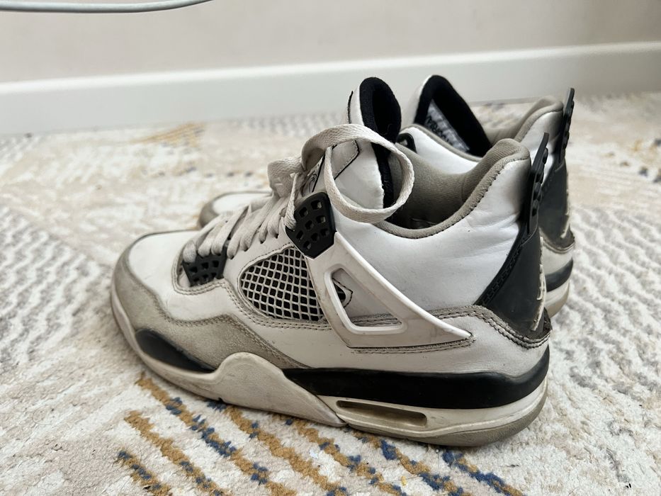 Продам кроссовки nike