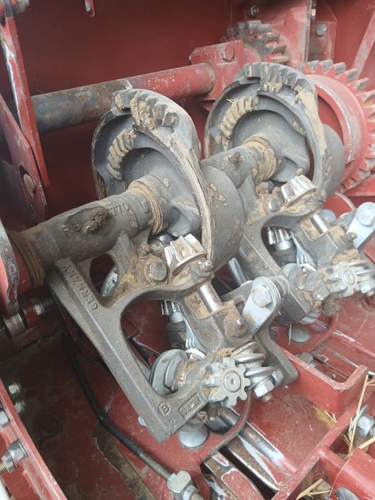 Пресс  подборшик  тукан