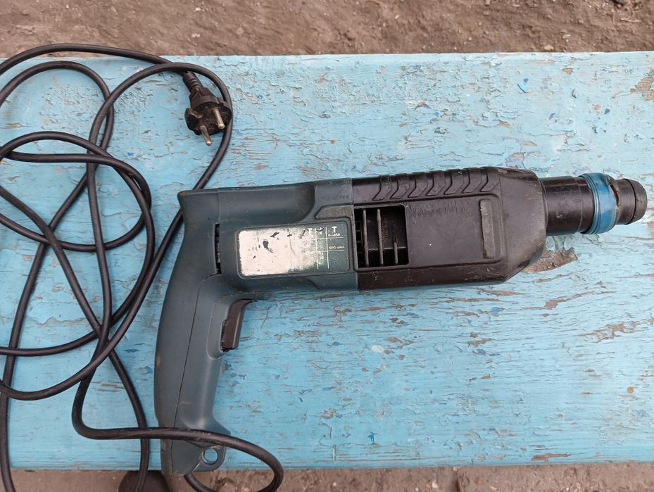 Перфаратор BOSCH