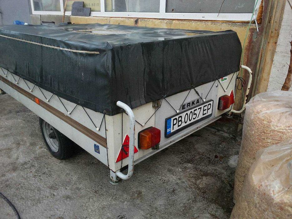 Туристическо ремарке палатка