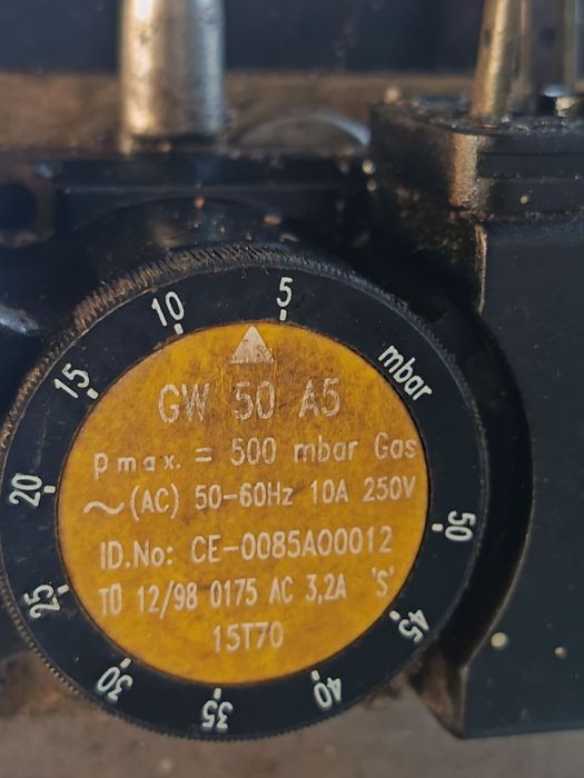 Vând vană gaz multibloc Arbo, MB-DLE 412 B01 S20  pentru arzător P30 4-20 mbar 1 1/4"F