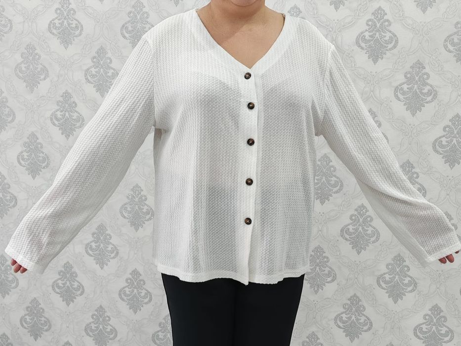 Продам женскую одежду