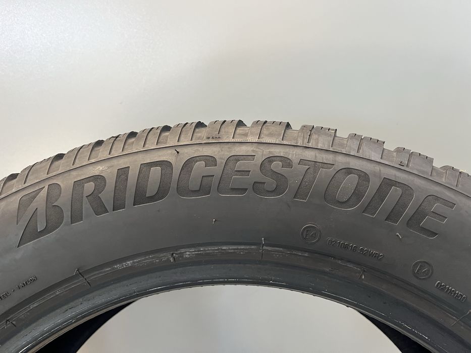 Зимни гуми 235/55/18 Bridgestone