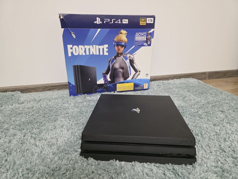 PlayStation 4 Pro + 2 jocuri
