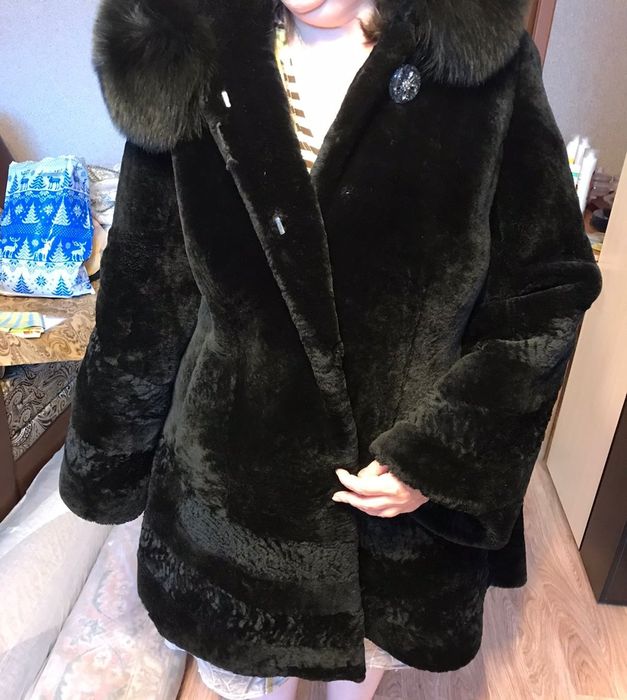 Шуба женская продаю