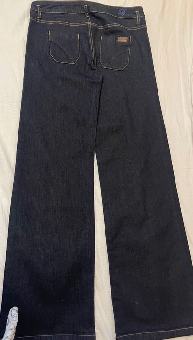 Blugi Bershka Denim L/40/12 evazați, cu buzunare aplicate, bleumarin