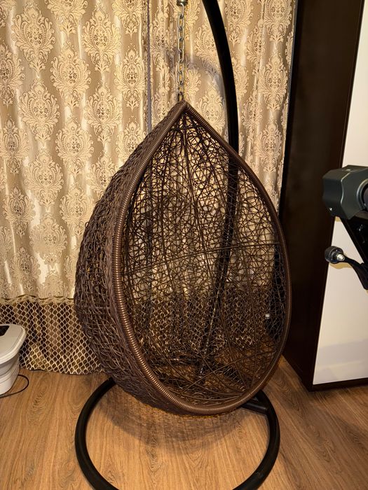 Продам качели кокон двухместный