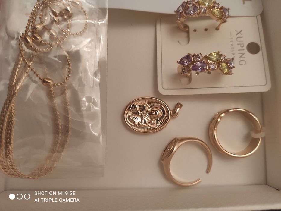 Продаю бижутерию,привозная,новая