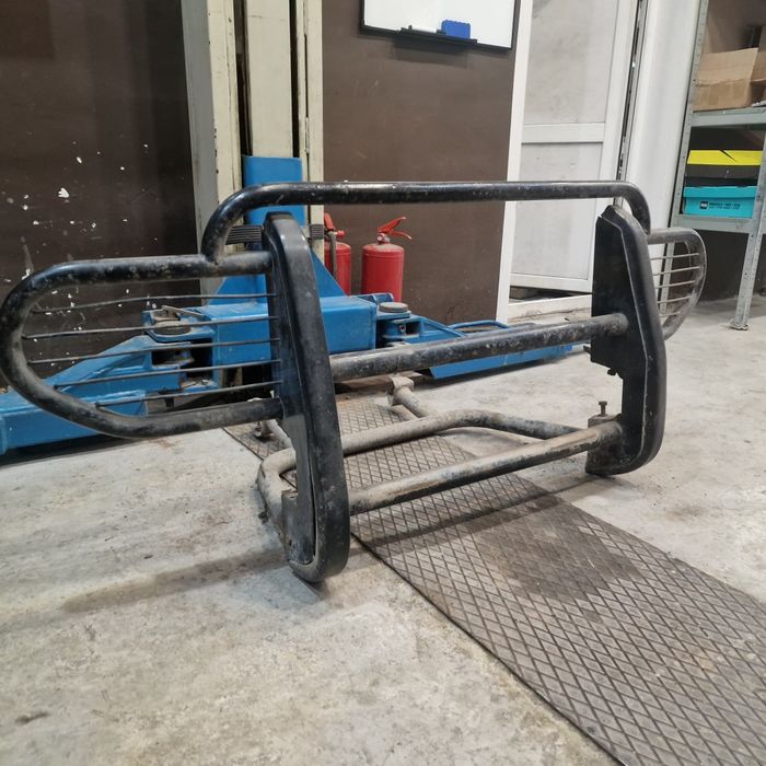 Кенгурятник на ниву