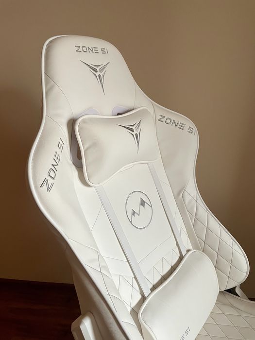 Игровое кресло Zone 51 Frost