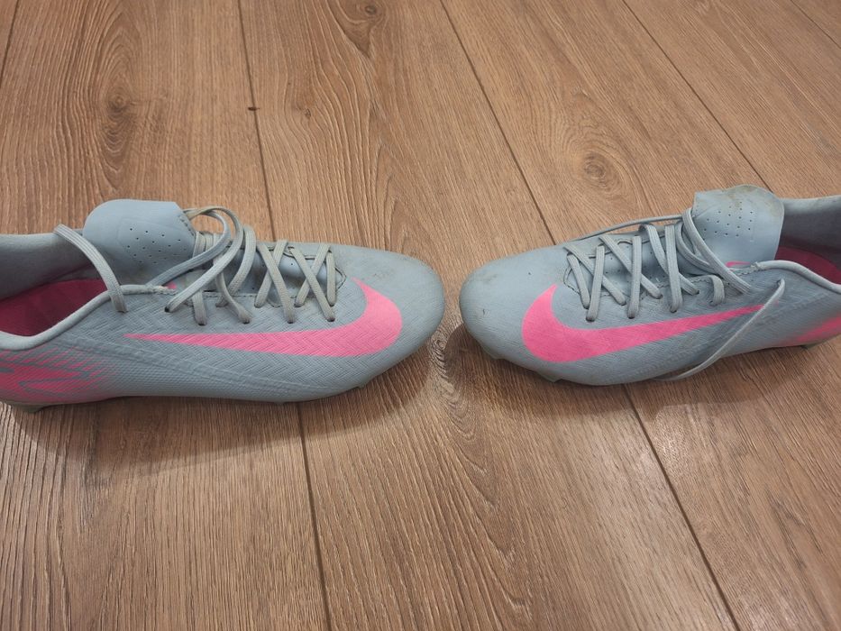 Футболни Обувки Nike Размер 40,5