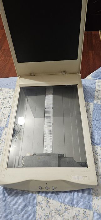 Планшетный сканер.