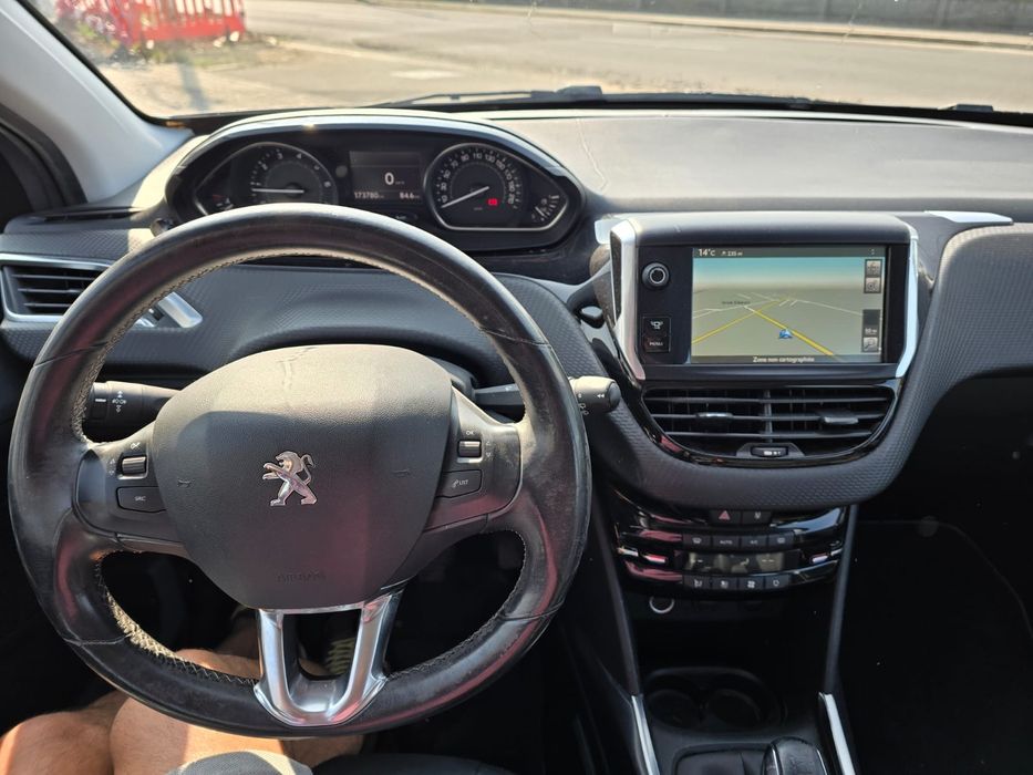 Peugeot 2008 Motor 1.2 benzina