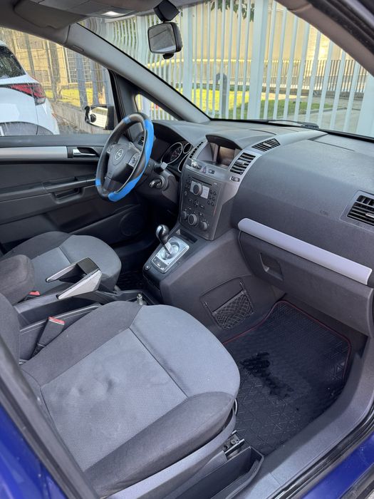 Opel Zafira 2007 euro 4  -7 locuri  Benzina + instalatie GPL  cutie automata