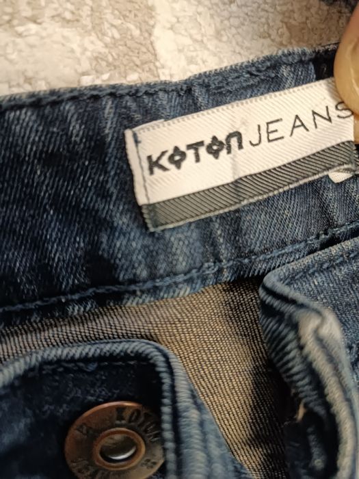 Джинсы брендовые продам