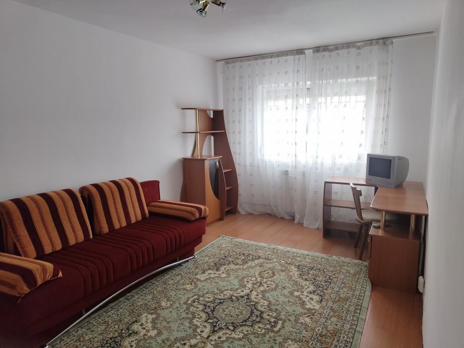 Chirie apartament 2 camere  Rogerius mobilat, utilat 260 euro