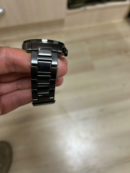 Продам часы Armani