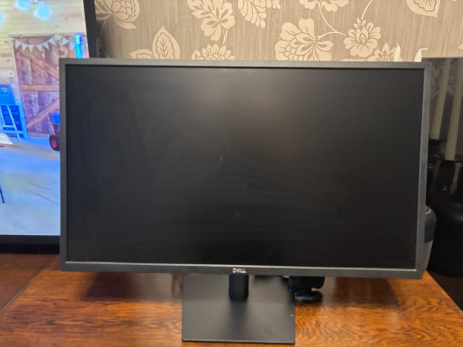 Отличен монитор Dell E2723HN 27"
