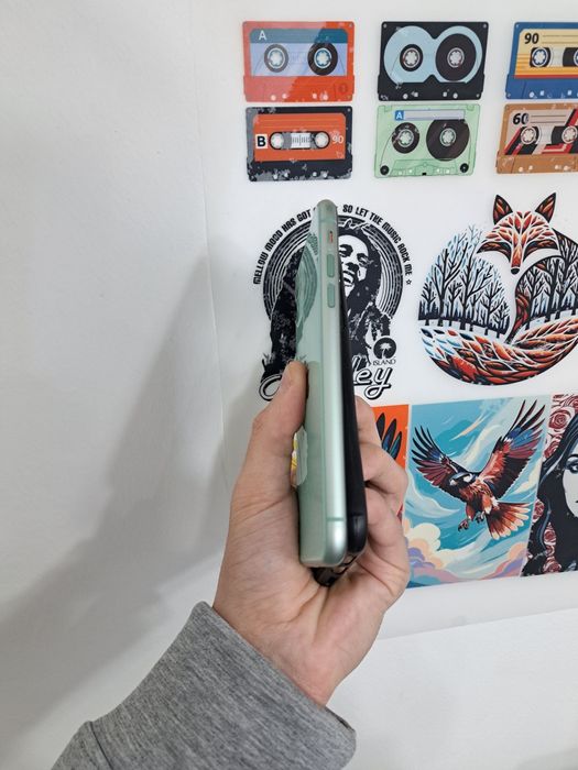 iPhone 11 память 128gb Face id ишлиди True Tone всё родное всё работае