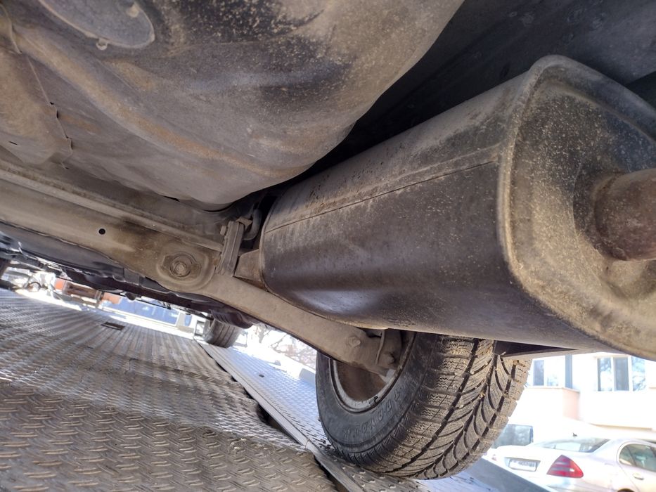 Volvo V40 1.9D на части