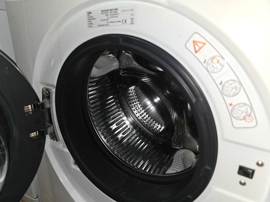 Продавам пералня Haier в гаранция