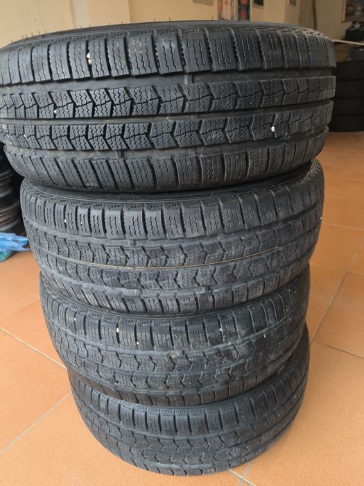 Зимни гуми NEXEN 215 60 16 (C) Дот-22г