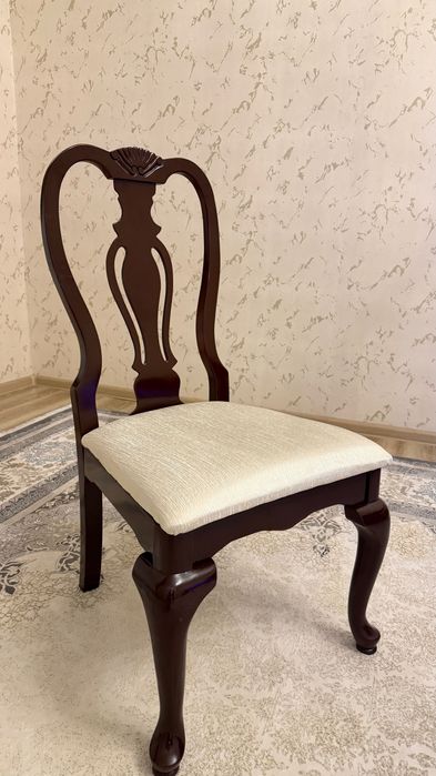 Продается испанский стол со стульями