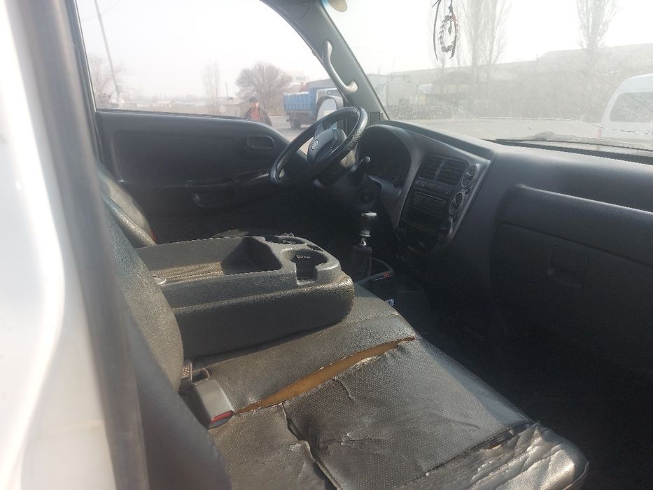 Кия бонго 1.2лик сотилади