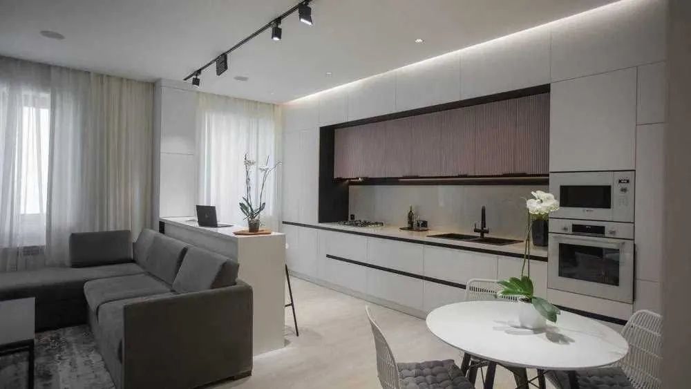 СДАЕТСЯ 2-х ком квартира ПРЕМИУМ КЛАССА в ЖК "Parisien".