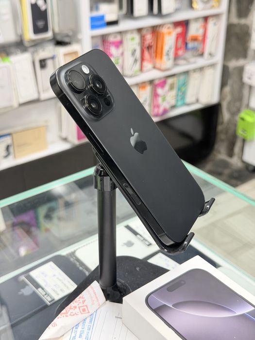 Apple iPhone 16 Pro 256GB Black Titanium