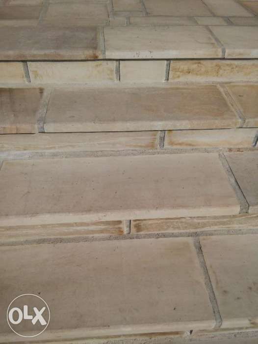 Piatra naturala taiata in gater pt.  scari,trepte si contratrepte