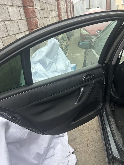 Продам Peugeot 607