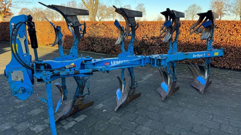 Lemken EurOpal 7   Case Puma, John Deere, Claas Arion tortadi