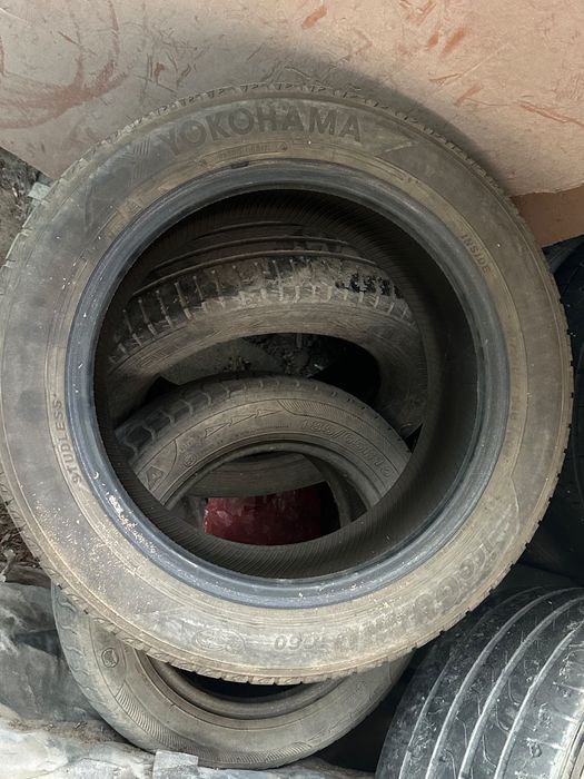 Продам Покрышку 2 штук