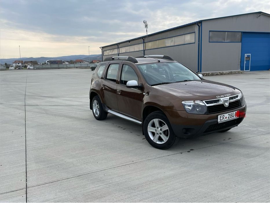 Dacia Duster diesel ,2011 4x4 la buton