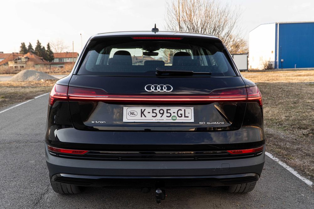 Audi e-tron 50 quattro