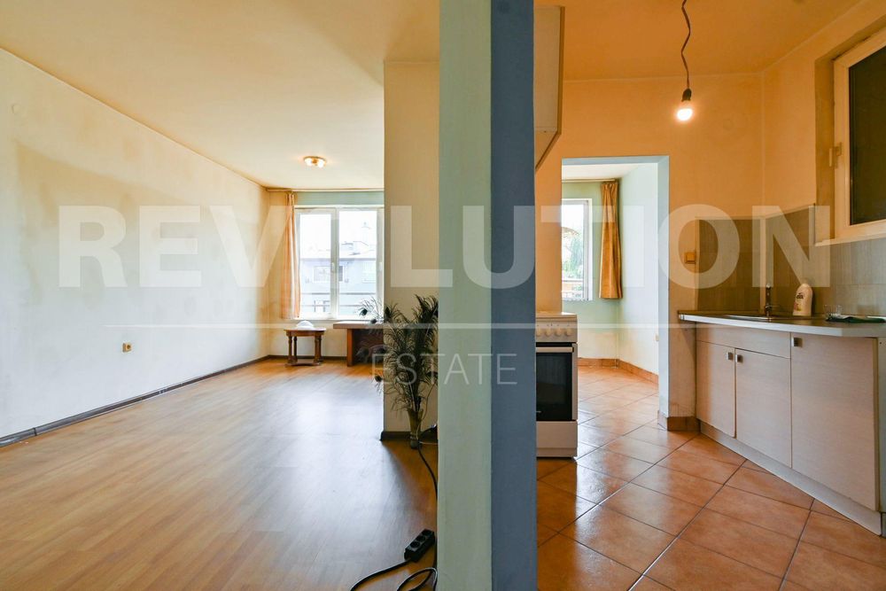 Продава се Двустаен апартамент в София, Редута - 81 кв.м за 2457 €/кв.м - Снимка #3