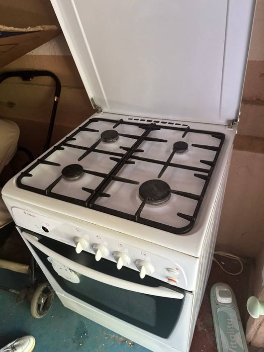Gaz plita gefest sotiladi