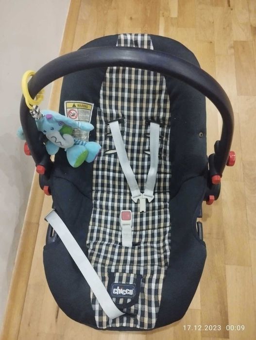 Бебешко столче за кола Chicco
