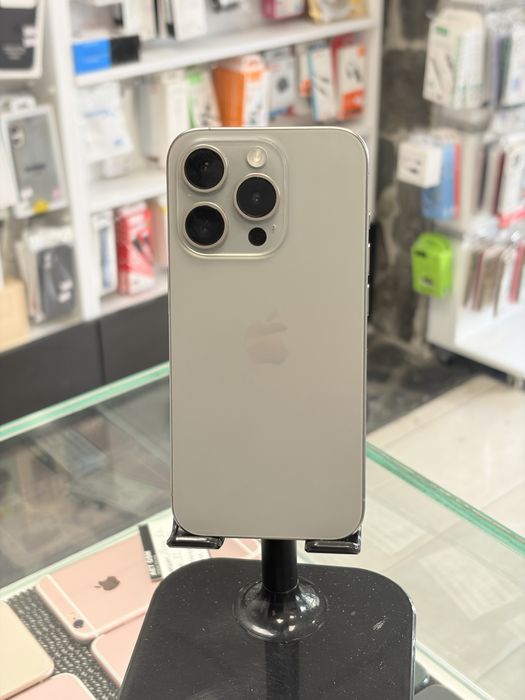 Apple iPhone 15 Pro 128GB Natural Titanium