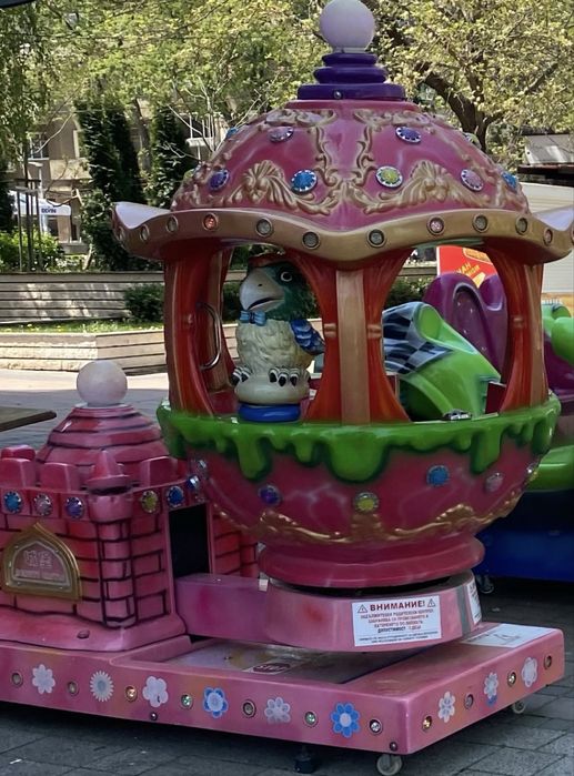 Детска клатушка клатушки