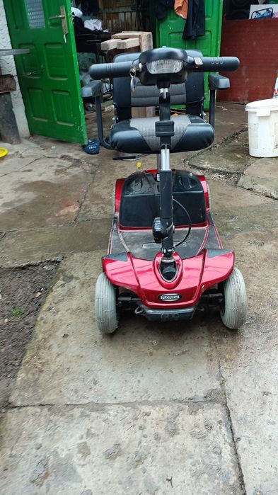 Scuter electric Bătrâni