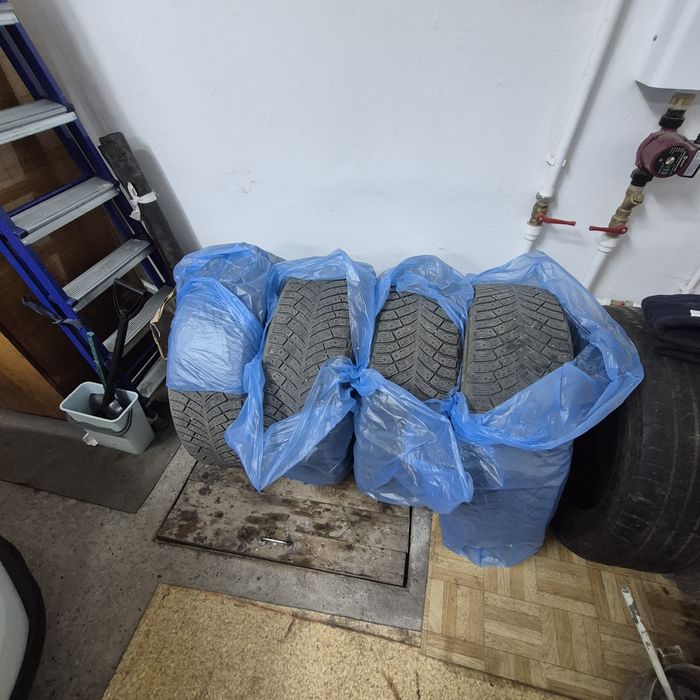 Продам резина зимняя