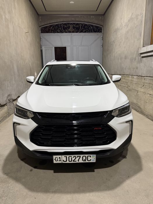 Tracker 2022 yil Premier Full Toza