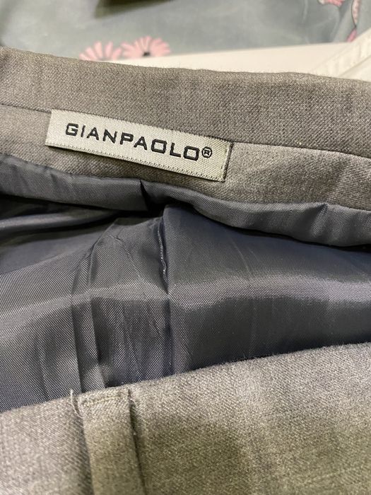 Продам костюм серый( Турция)р 46